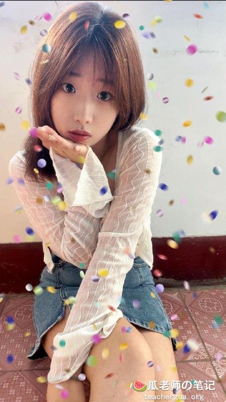 吃瓜 宝格丽十万门 上海大学张芸 多人运动 一夜战五人