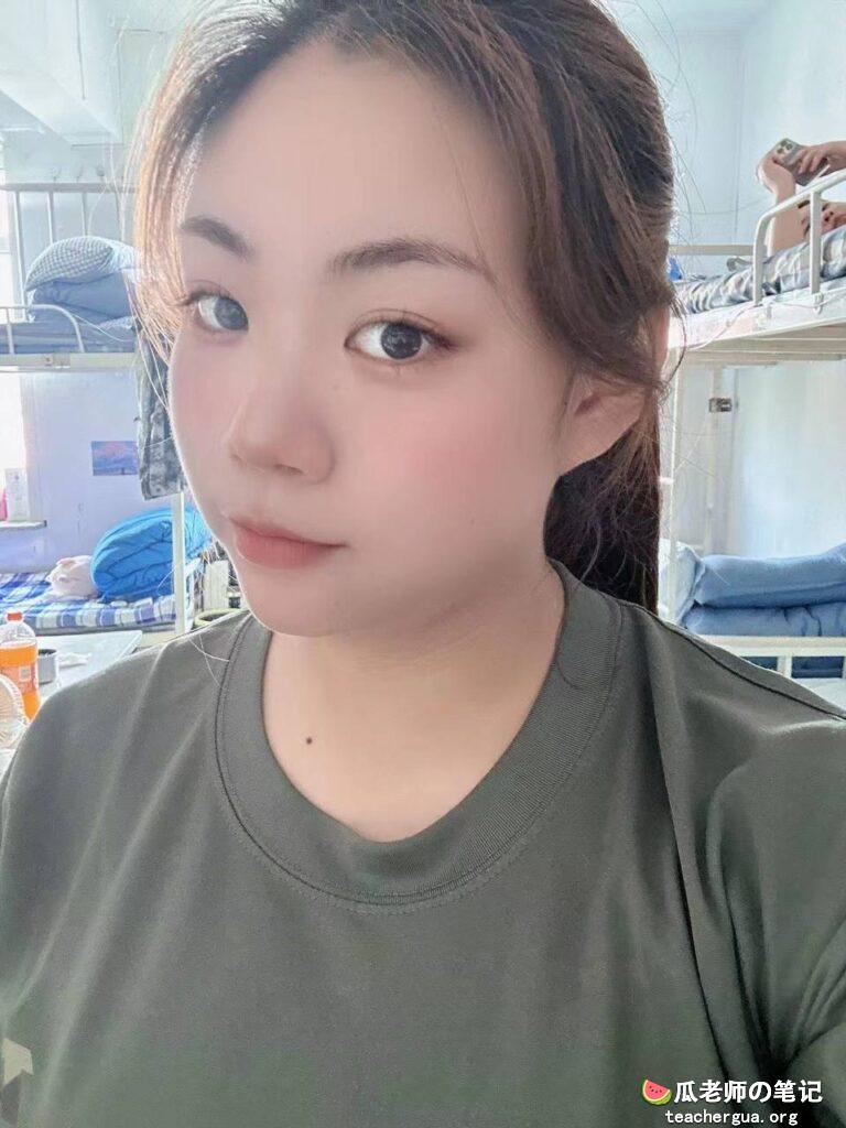 🔥火出圈的军训吊带姐『最全整理』超大胸部的学妹军训跳舞连续走光露出大奶事故!来自西北民族大学