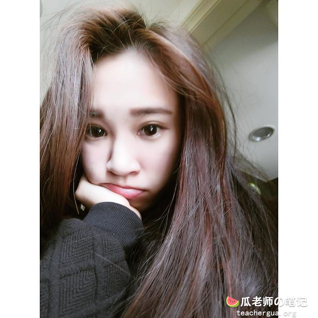 公司的美女销售冠军和客户之间的秘密被曝光