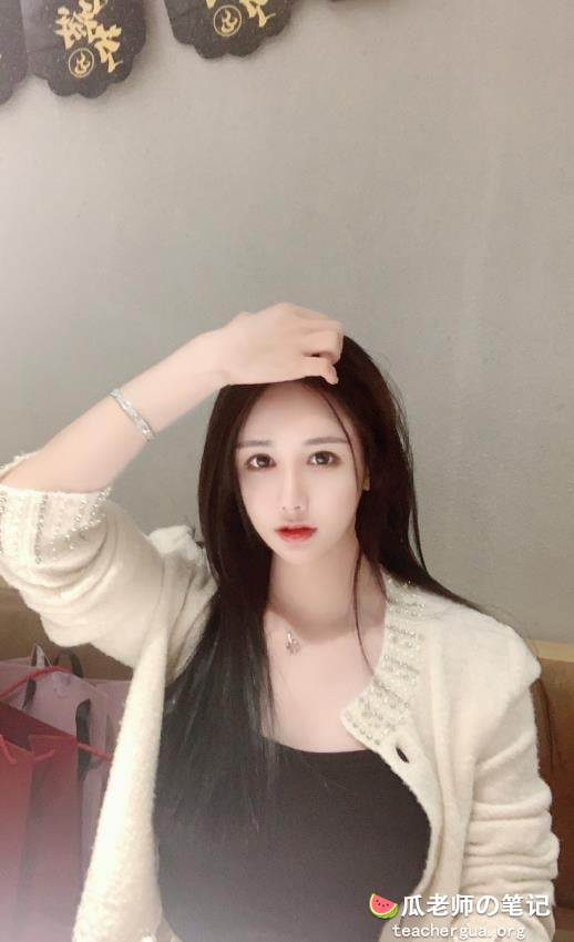 云盘泄密露脸才是王道！重点大学大奶女神级别清纯校花私密视频泄露